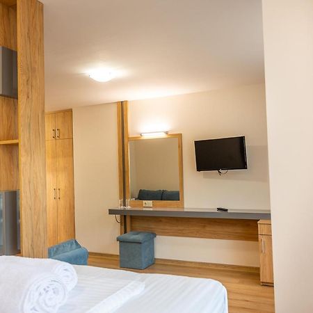 Eco Hotel Momata Kolarovo エクステリア 写真