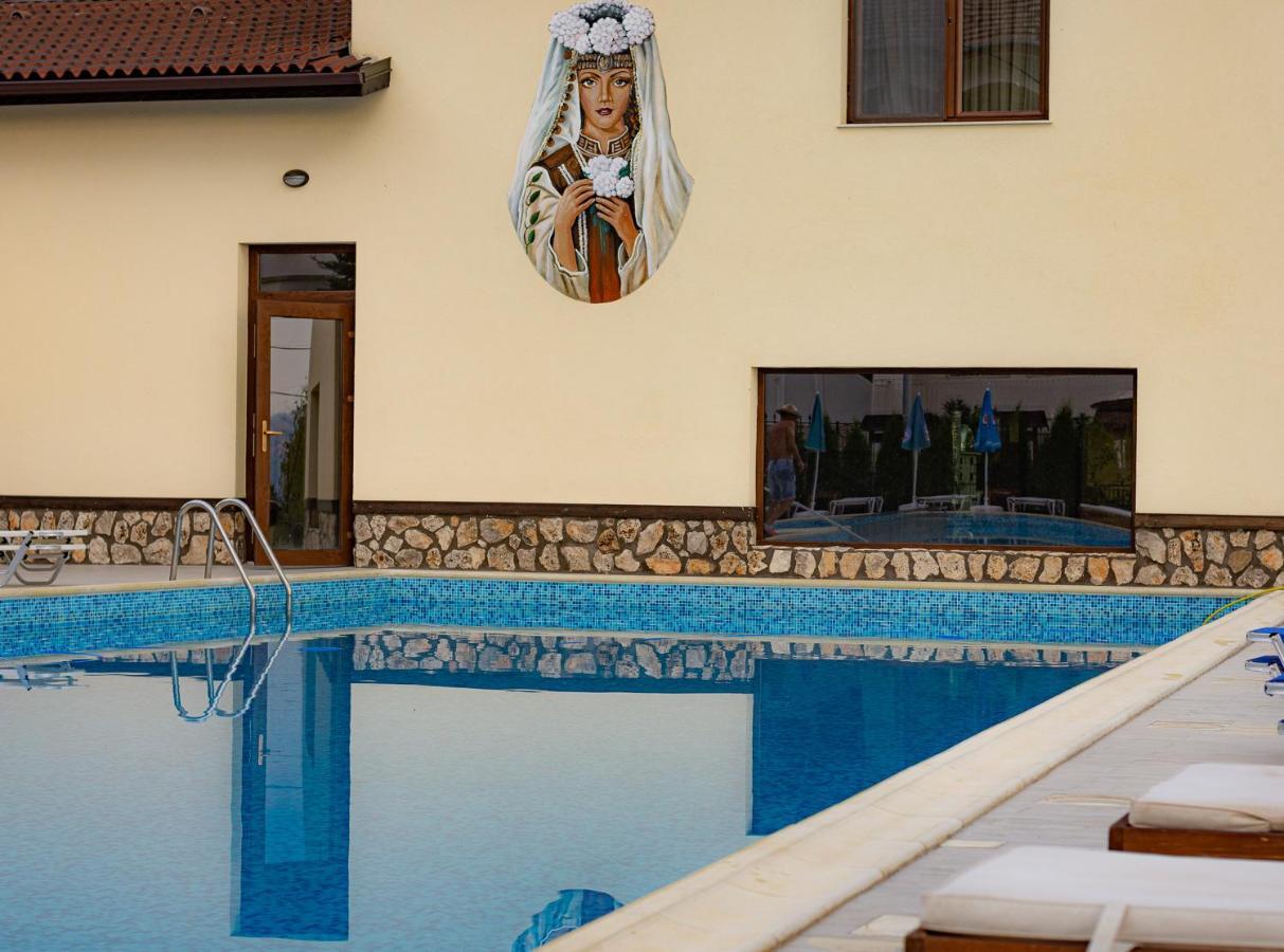 Eco Hotel Momata Kolarovo エクステリア 写真