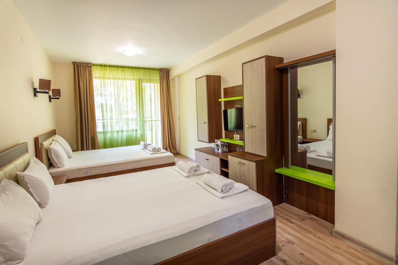 Eco Hotel Momata Kolarovo エクステリア 写真