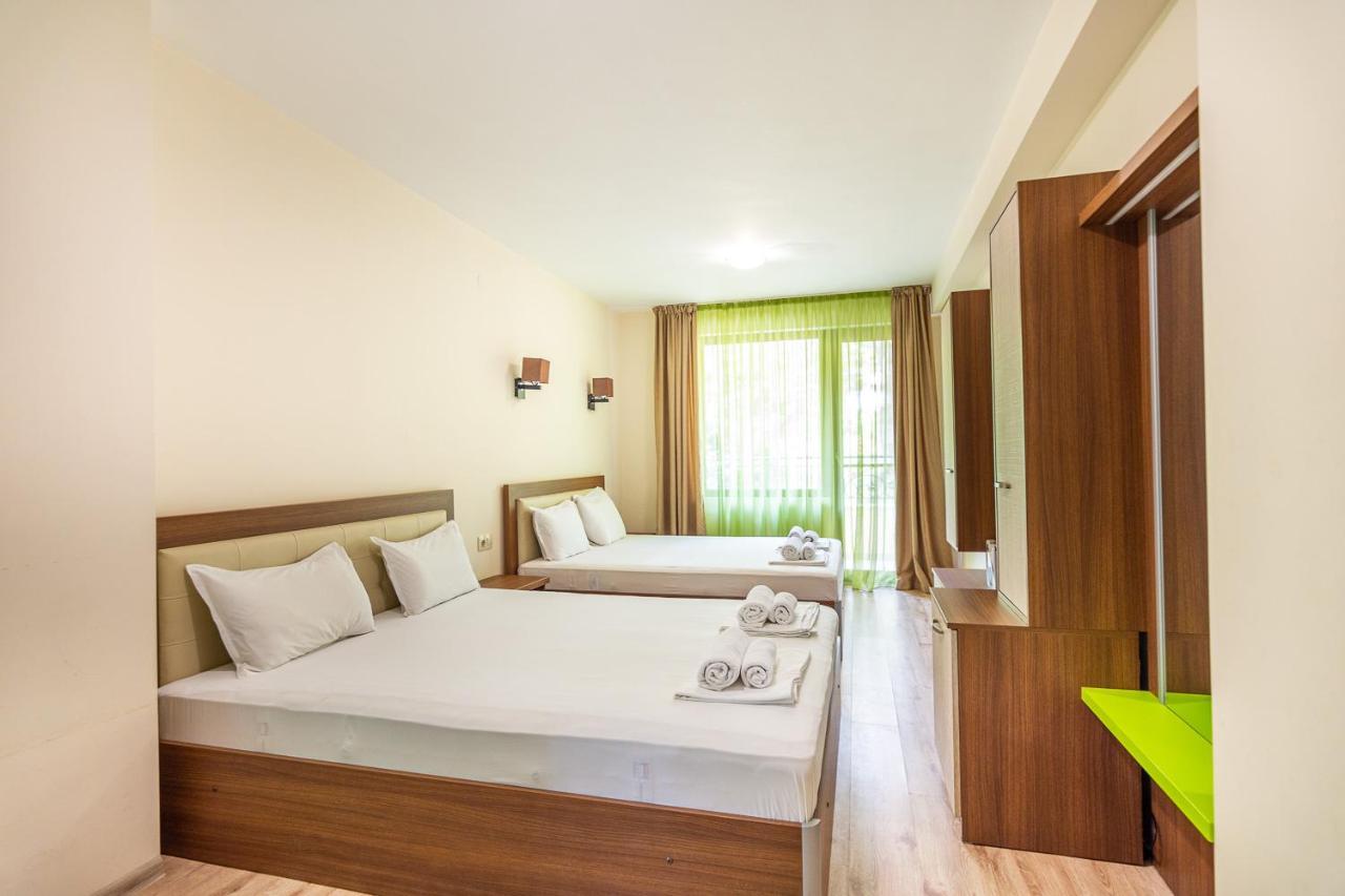 Eco Hotel Momata Kolarovo エクステリア 写真